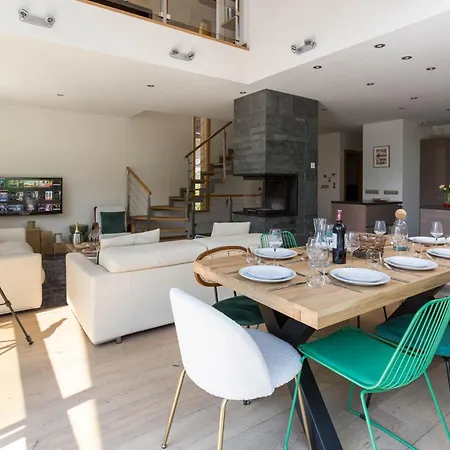 Chalet Couttet - Year