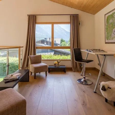 Couttet - Year シャモニー