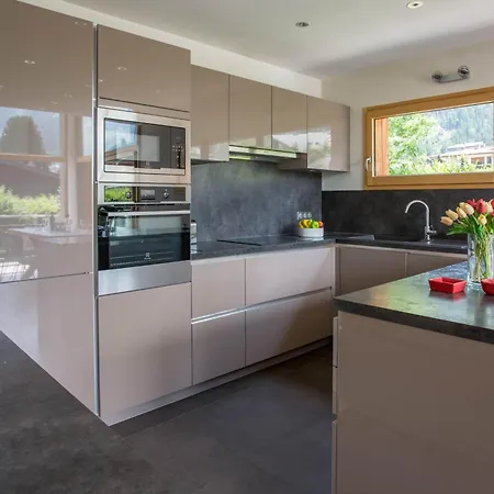 Couttet - Year Шамони