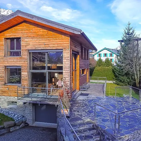 Couttet - Year Alpesi faház *